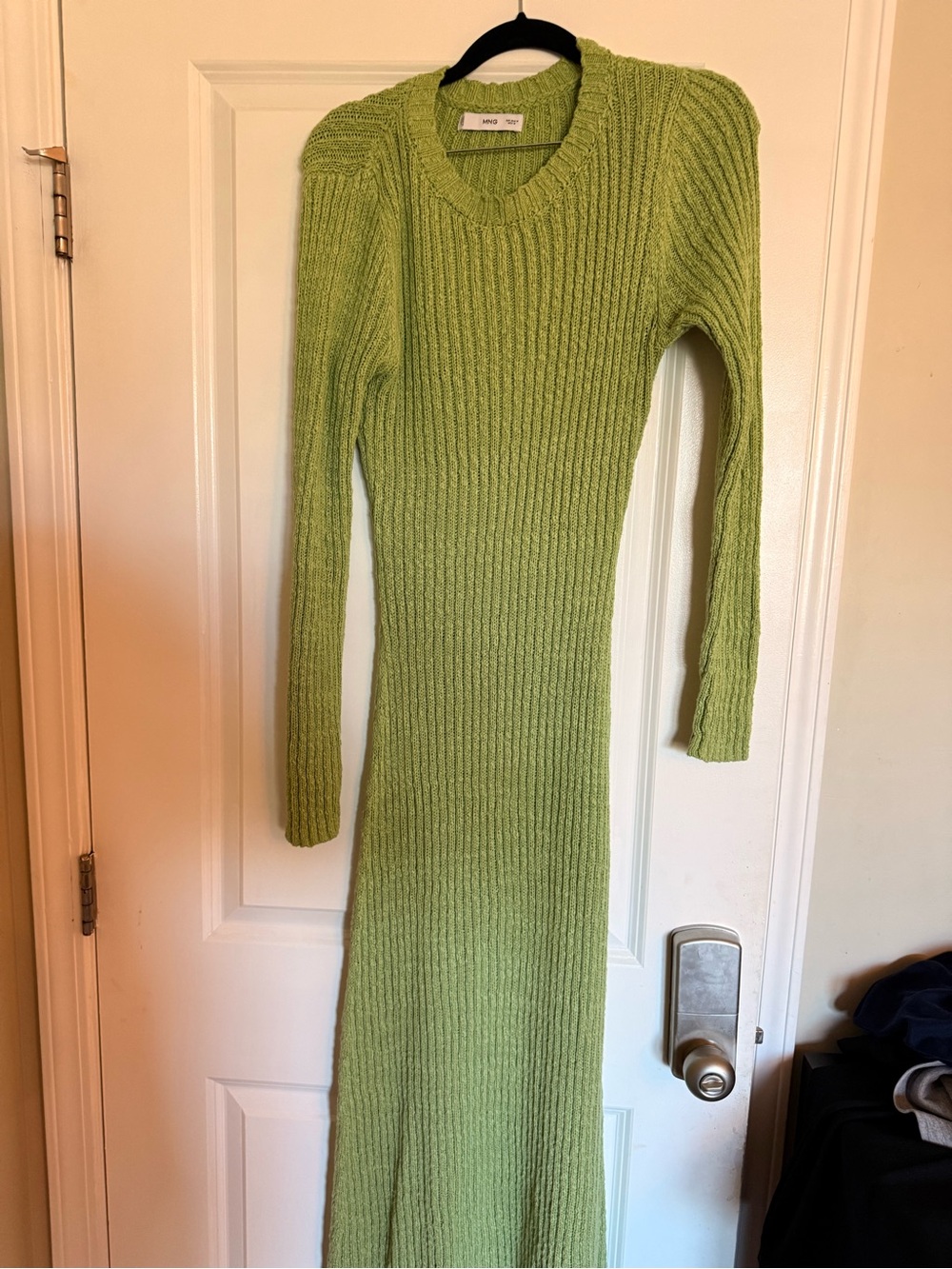 Slim Ribbed Long Sleeve Maxi Dress in Light Green